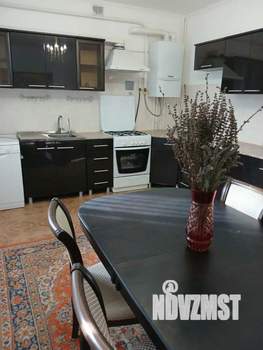 Дом 296м², 2-этажный, участок 7 сот.