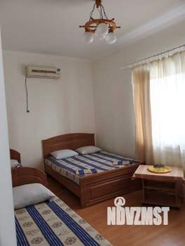 Дом 240м², 2-этажный, участок 4 сот.