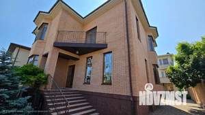 Дом 234м², 2-этажный, участок 6 сот.