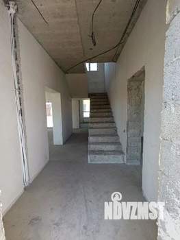 Дом 180м², 2-этажный, участок 5 сот.