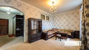 Дом 670м², 3-этажный, участок 4 сот.