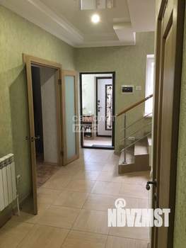 Дом 197м², 2-этажный, участок 4 сот.