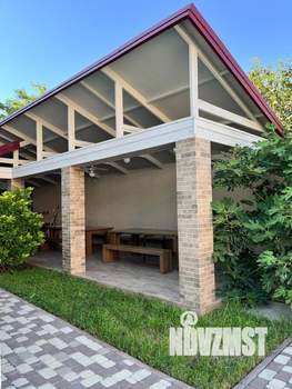 Коттедж 418м², 3-этажный, участок 7 сот.