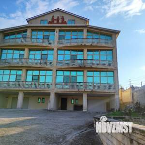 Таунхаус 712м², 3-этажный, участок 5 сот.