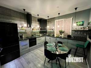 Дом 97м², 2-этажный, участок 4 сот.