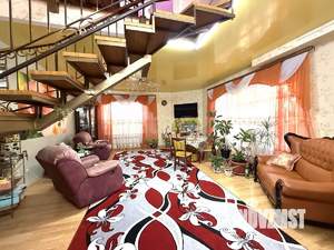 Дом 379м², 2-этажный, участок 7 сот.