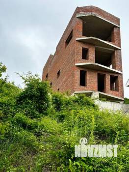 Дом 480м², 4-этажный, участок 8 сот.