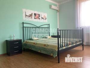 Дом 630м², 4-этажный, участок 16 сот.