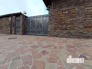 Дом 213м², 2-этажный, участок 5 сот.