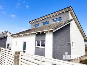 Дом 103м², 2-этажный, участок 4 сот.