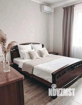 Дом 100м², 2-этажный, участок 6 сот.