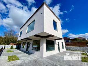 Дом 362м², 2-этажный, участок 8 сот.