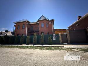 Дом 213м², 2-этажный, участок 10 сот.