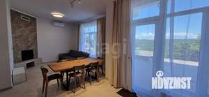 Дом 240м², 2-этажный, участок 12 сот.