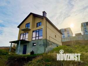 Дом 303м², 3-этажный, участок 7 сот.