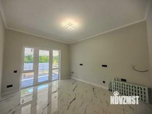 Дом 84м², 2-этажный, участок 5 сот.