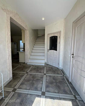 Дом 100м², 2-этажный, участок 4 сот.