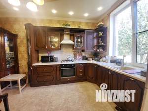 Дом 170м², 2-этажный, участок 4 сот.