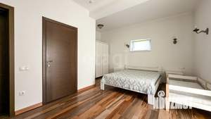 Дом 416м², 3-этажный, участок 12 сот.