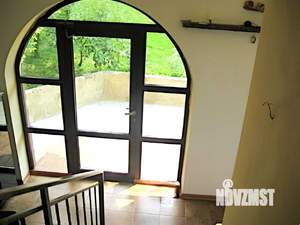 Дом 150м², 3-этажный, участок 6 сот.