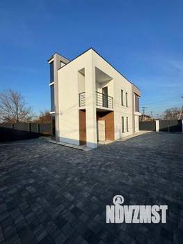 Дом 209м², 3-этажный, участок 3 сот.