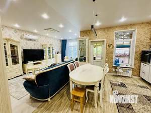 Дом 210м², 2-этажный, участок 4 сот.