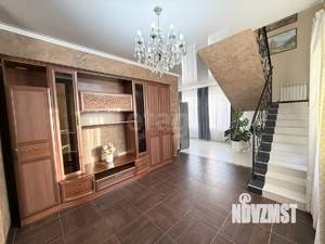 Дом 191м², 2-этажный, участок 4 сот.