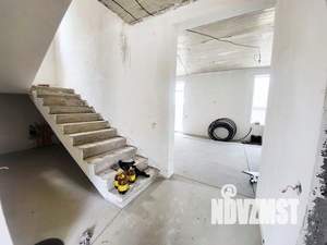 Дом 153м², 2-этажный, участок 5 сот.