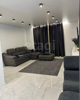 Дом 169м², 2-этажный, участок 10 сот.