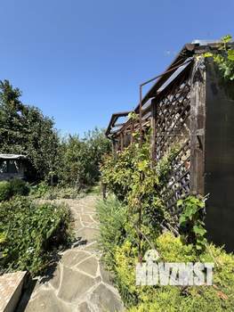 Дом 95м², 2-этажный, участок 5 сот.