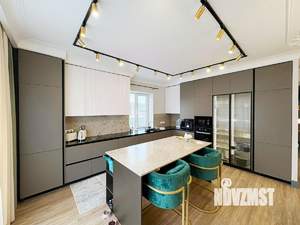 Коттедж 667м², 3-этажный, участок 8 сот.