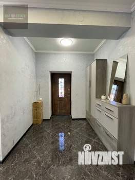 Дом 233м², 2-этажный, участок 6 сот.