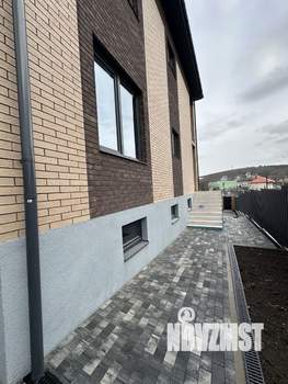 Коттедж 230м², 3-этажный, участок 5 сот.