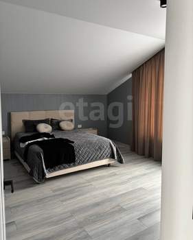 Дом 169м², 2-этажный, участок 10 сот.