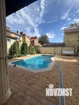 Дом 303м², 2-этажный, участок 6 сот.