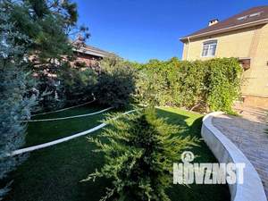 Коттедж 420м², 3-этажный, участок 10 сот.