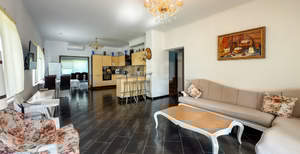 Дом 416м², 3-этажный, участок 12 сот.