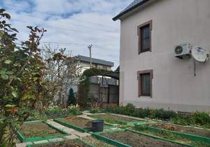 Дом 150м², 3-этажный, участок 5 сот.