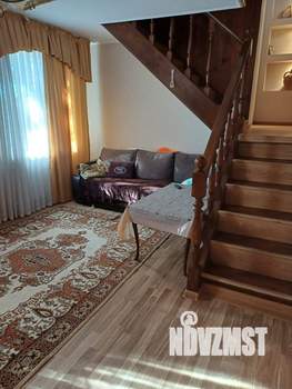 Дом 172м², 2-этажный, участок 12 сот.