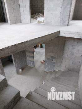 Дом 221м², 2-этажный, участок 5 сот.