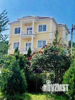 Коттедж 300м², 3-этажный, участок 8 сот.