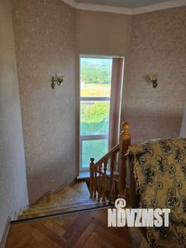 Дом 208м², 2-этажный, участок 8 сот.