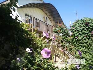 Дом 560м², 3-этажный, участок 7 сот.