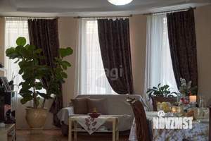 Дом 178м², 2-этажный, участок 4 сот.