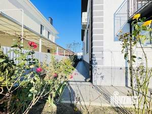 Дом 219м², 2-этажный, участок 9 сот.