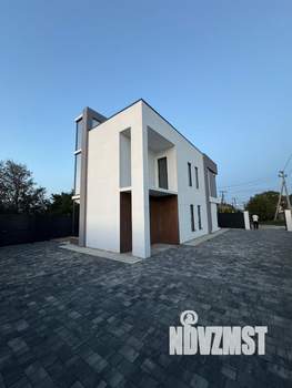 Дом 209м², 3-этажный, участок 3 сот.