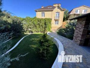 Коттедж 420м², 3-этажный, участок 10 сот.