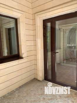 Дом 320м², 3-этажный, участок 6 сот.