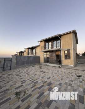 Таунхаус 140м², 2-этажный, участок 3 сот.