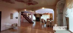 Дом 420м², 2-этажный, участок 11 сот.